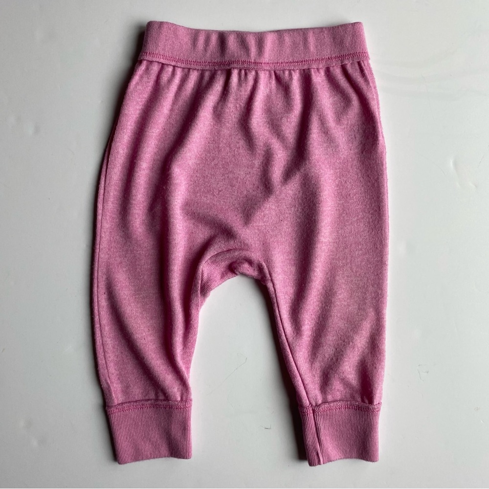 Girls 2 Piece Set Size 18 Months Outfit Sweater Leggings Pink Knit Ruffle shirt - Picture 5 of 9